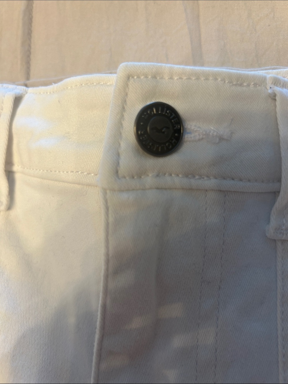 Women’s White Cargo Pocket Shorts - Picture 4 of 7